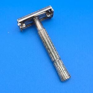 Vintage Gillette Safety Razor C2 1957 USA – User Grade / Parts
